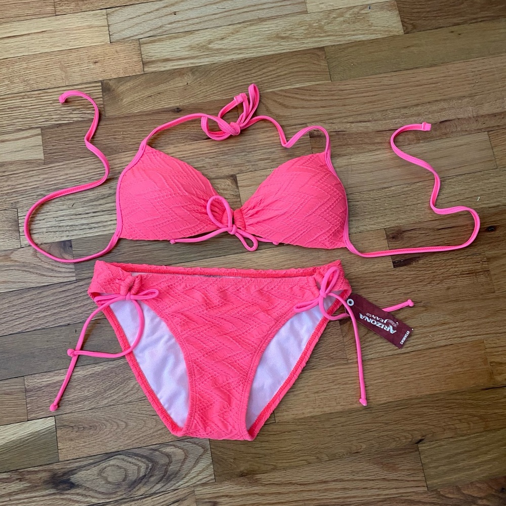 Bathing suit